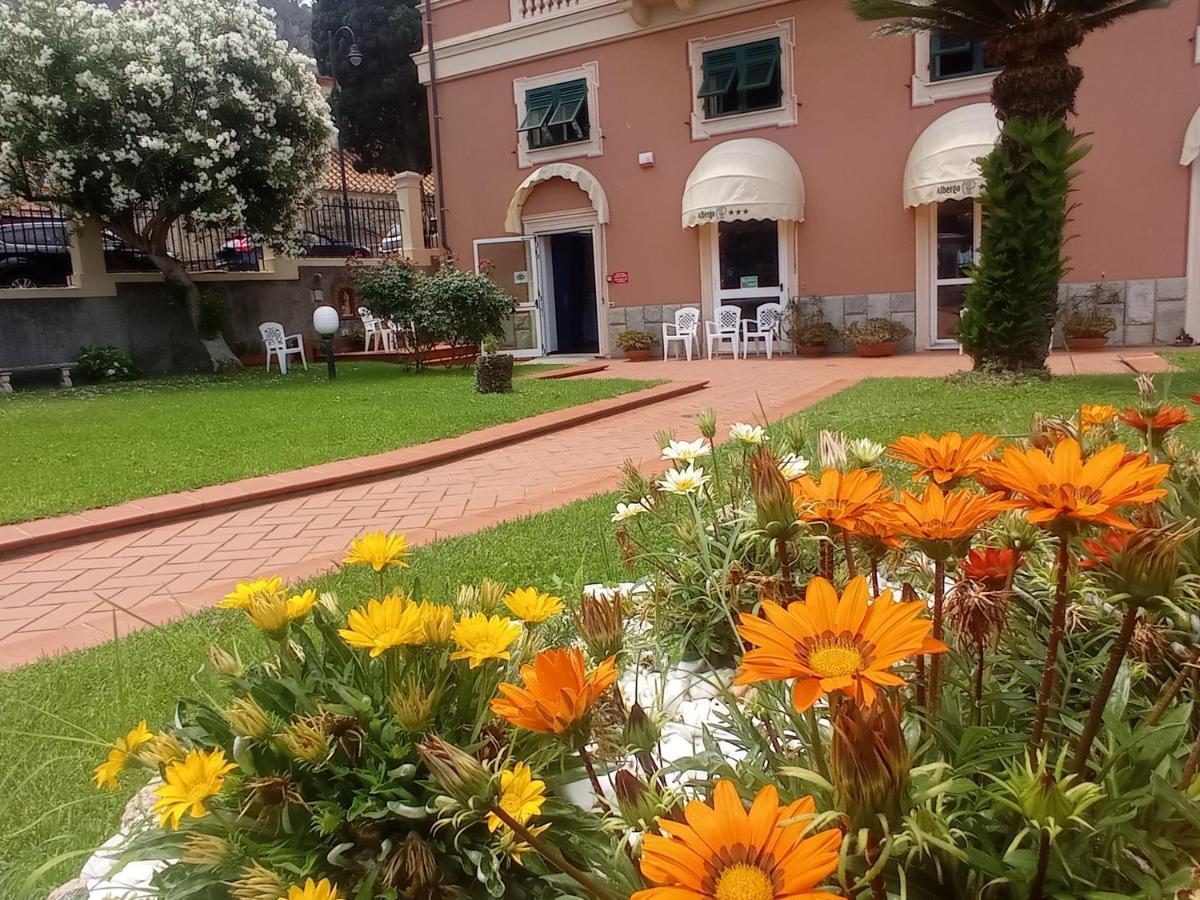Albergo Mp นอลี ภายนอก รูปภาพ