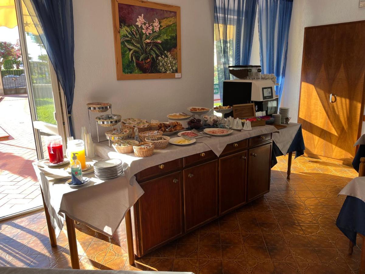 Albergo Mp นอลี ภายนอก รูปภาพ