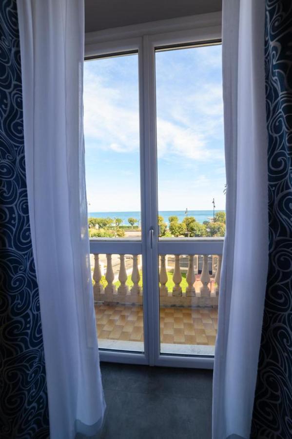 Albergo Mp นอลี ภายนอก รูปภาพ