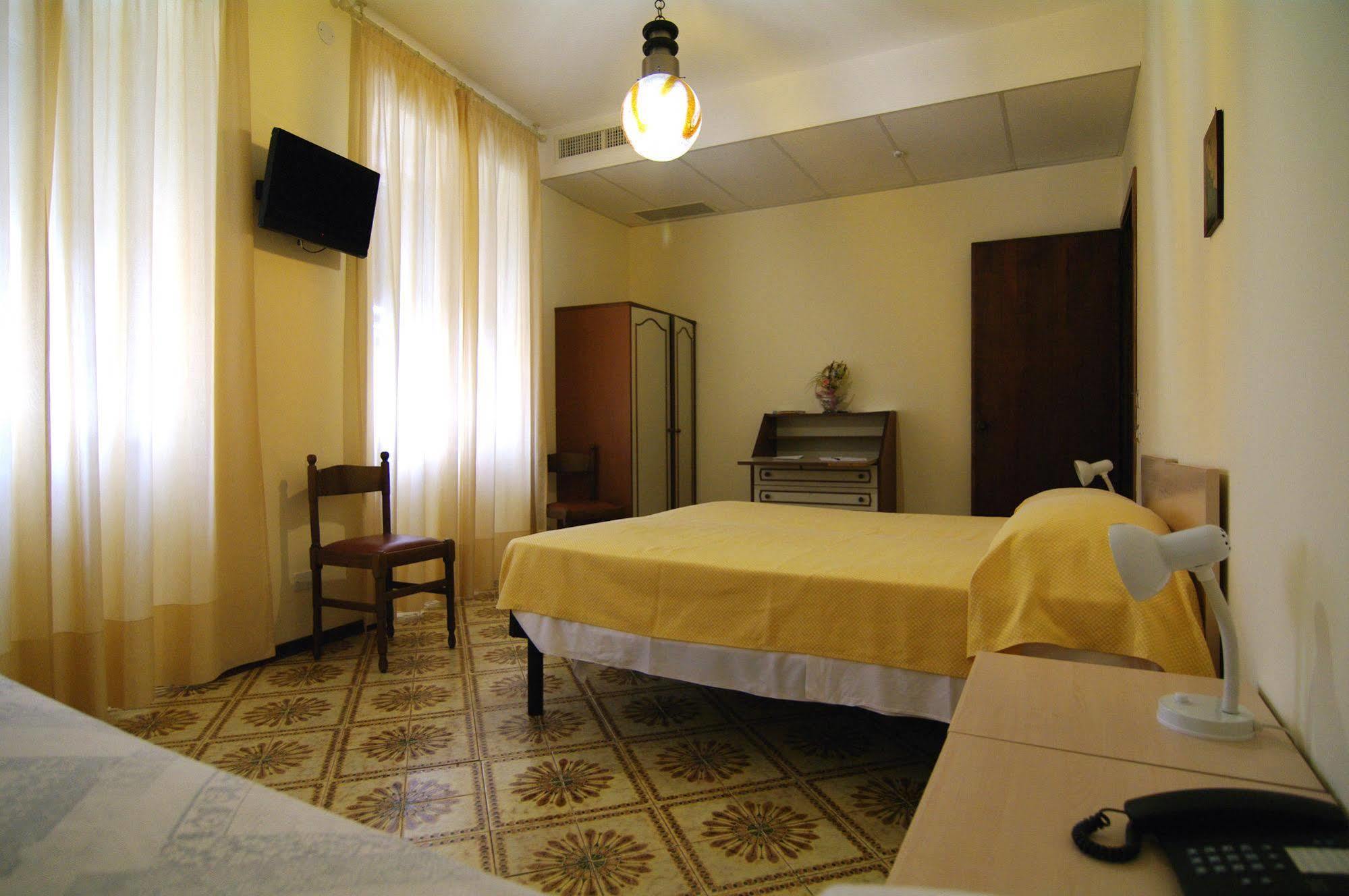 Albergo Mp นอลี ภายนอก รูปภาพ