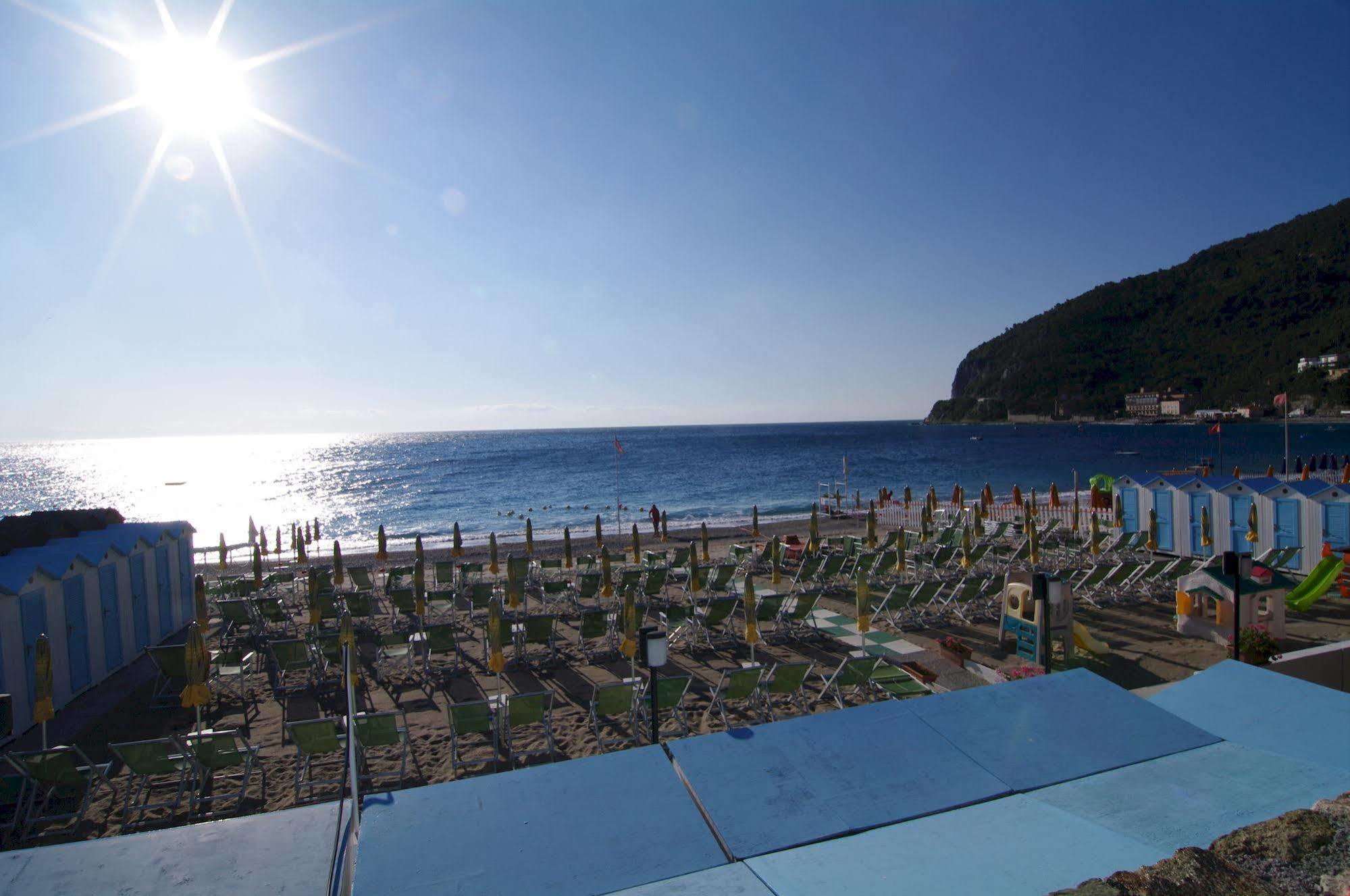 Albergo Mp นอลี ภายนอก รูปภาพ