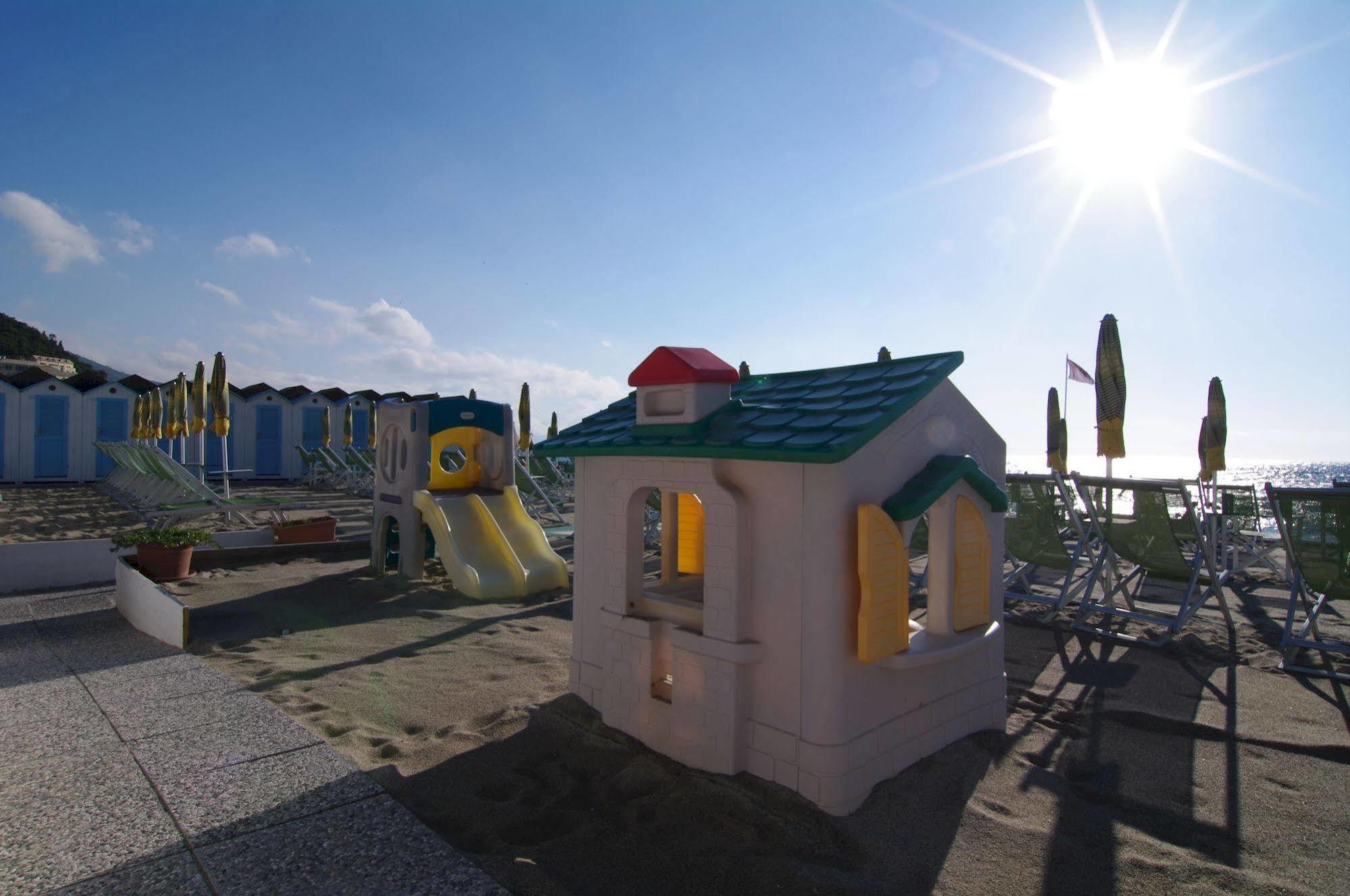 Albergo Mp นอลี ภายนอก รูปภาพ